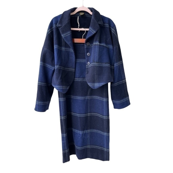 B by Boules vintage two piece blue plaid wool cropped jacket and pencil skirt